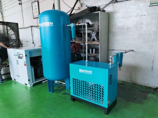 ปั๊มลมสกรู20แรง Mactech