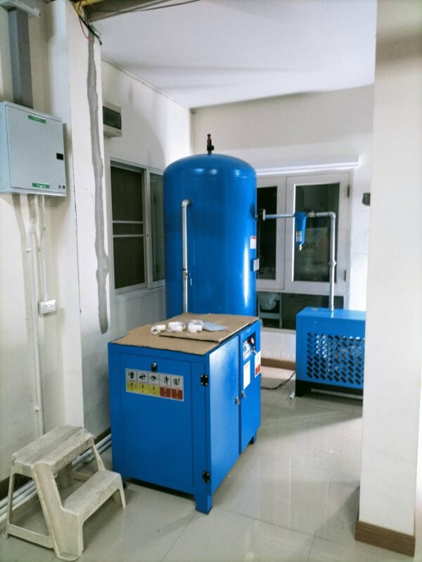 ปั๊มลมสกรู 30 HP พร้อมแอร์ดรายเออร์ครบชุด
