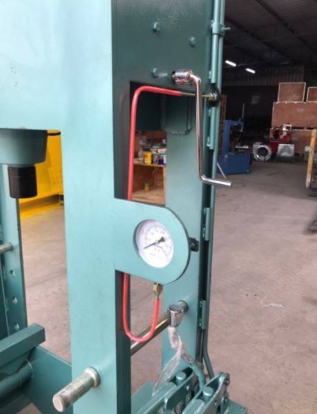 แท่นอัดไฮดรอลิค60ตันMactech