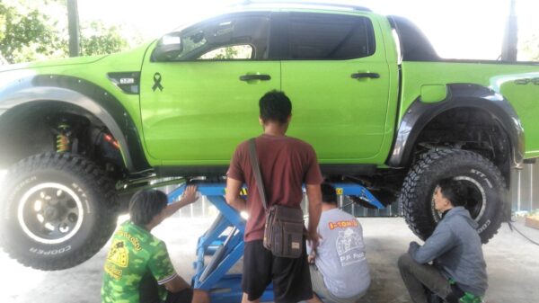 ลิฟท์เอ็กซ์กรรไกรวางบนพื้น 1.2 เมตร Mactech