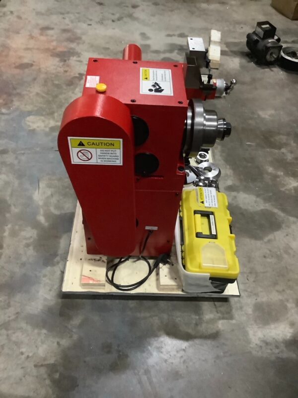 เครื่องเจียรจานเบรครถยนต์ รุ่น C-9335 Mactech