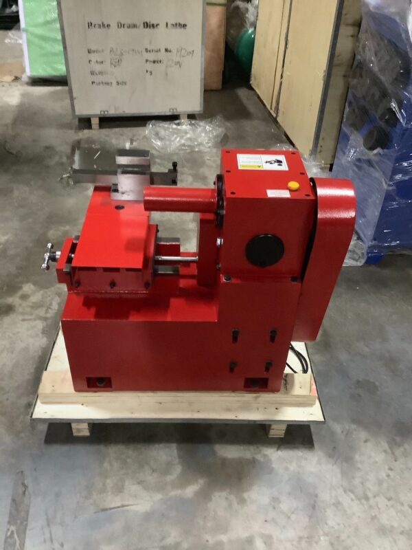 เครื่องเจียรจานเบรครถยนต์ รุ่น C-9335 Mactech