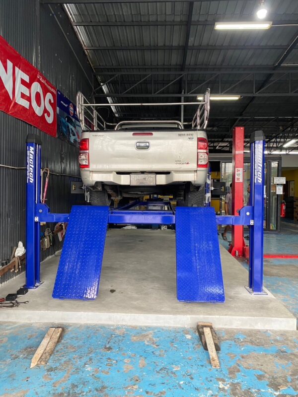 เครื่องตั้งศูนย์รถยนต์รุ่น T-MAX