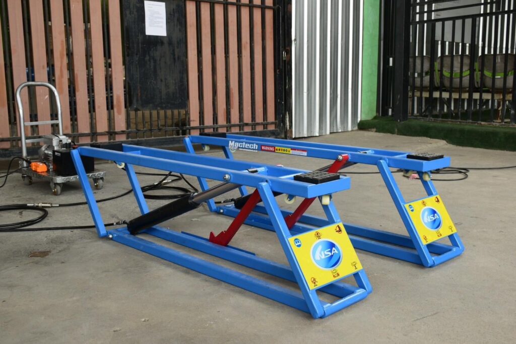 ลิฟท์ยกรถแบบMini เคลื่อนย้ายได้ Mactech