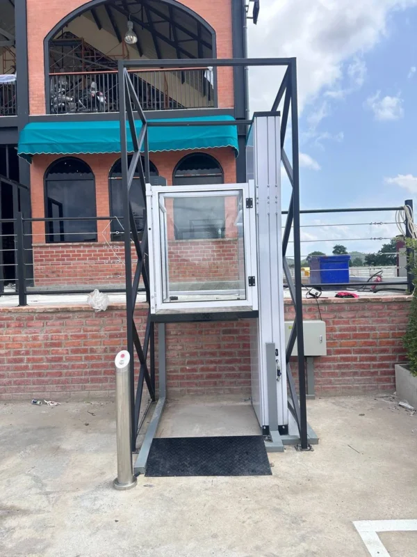 wheelchair-lift4 ลิฟท์วีลแชร์คนพิการ 2.5เมตร